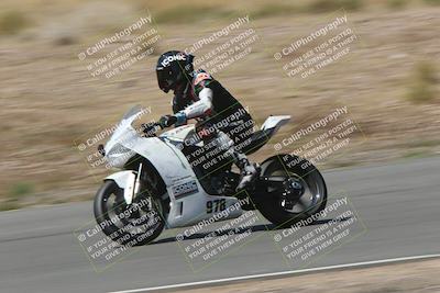 media/Apr-20-2025-AHRMA (Sun) [[393a79c373]]/Race/Group 3/Turn 4b/